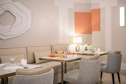 Hotel Camille Paris Tapestry Collection by Hilton - image 5