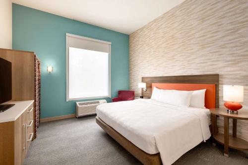 . Home2 Suites By Hilton Bloomington Normal