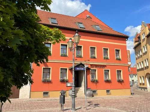 "Zur Altstadt - Am Fuße der Osterburg" Gaststätte, Pension, FEWO in Weida, Deutschland