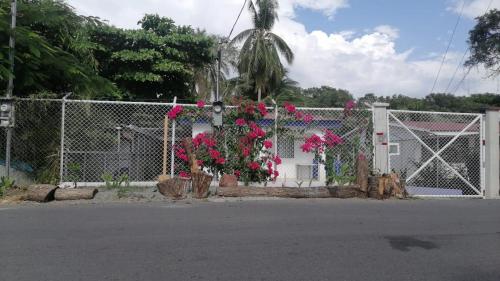 Casa de playa en Mata Limón Caldera Costa Rica
