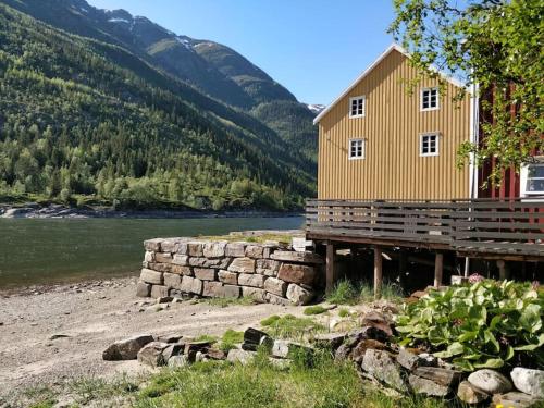 Sjøgata Riverside Retreat and Salmon Fishing - Mosjøen