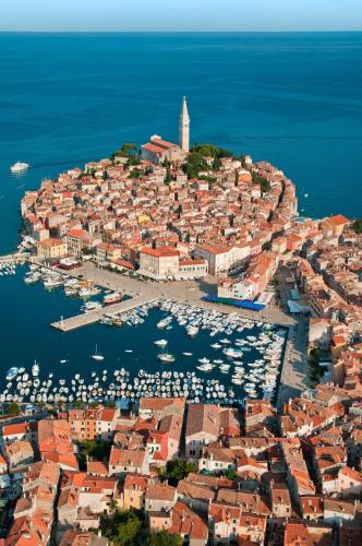 Room in Rovinj with terrace, air conditioning, W-LAN 81-6, Ровинь (фото 5)