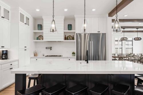 Sandy Beach Estate home - image 13