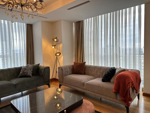 Luxury Modern 3BR Apartment in Residence Maslak - image 4