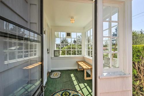 Netarts Cozy Coastal Cottage with Deck Near Portland!