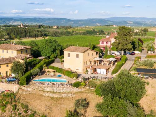 Podere Vergianoni con piscina e vista mozzafiato