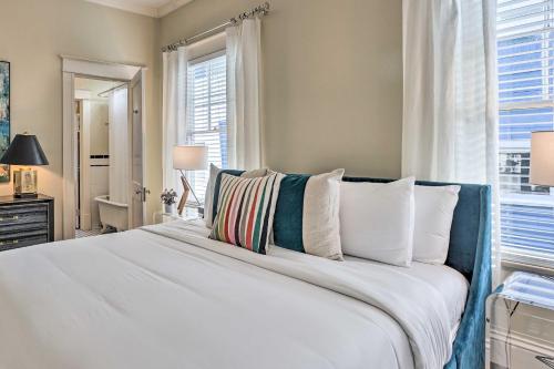 Bright Apartment 3 Mi to Downtown Birmingham! detail
