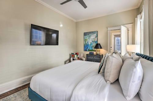 Bright Apartment 3 Mi to Downtown Birmingham! detail