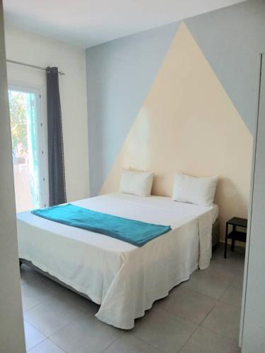 Résidence Marie France MENDY (Residence Marie France MENDY) in 图巴布迪亚劳