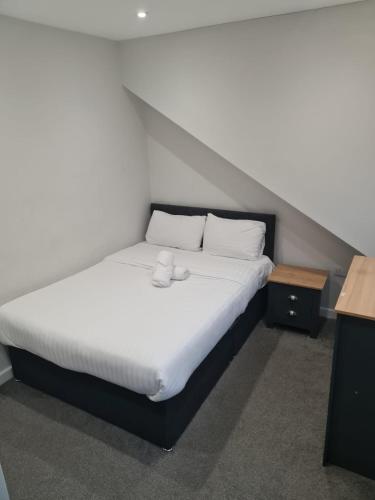 Guestroom, APARTMENT in BARNSLEY CENTRAL in Barnsley