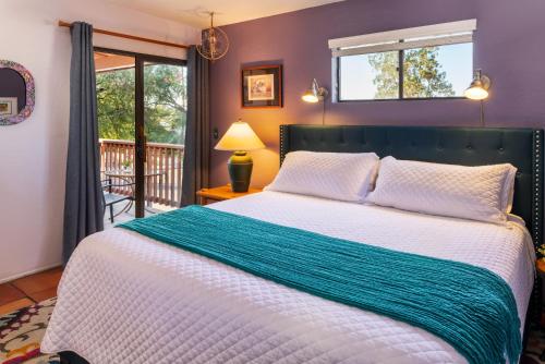 King Suite with Sofa Bed room in Adobe Rose Inn