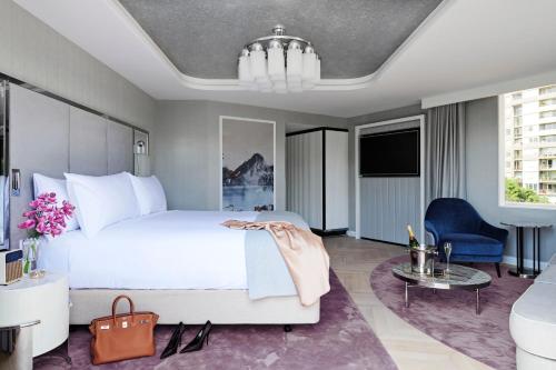room detail thumbnail 0