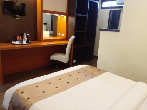 1 queen bed