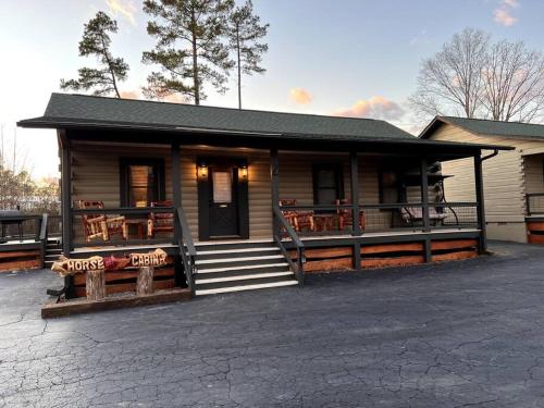 The Horse Cabin at Natural State Cabins in Morning Star, USA