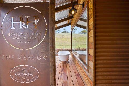 Grandview Accommodation - Hideaway Huts