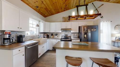 Above The Cove home - image 14