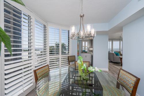 Three-Bedroom Apartment image 10