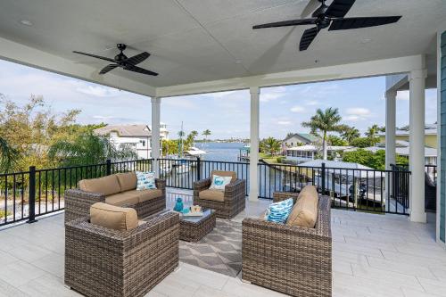 Magnificent New Build Private Pool Home on the North Tip of Fort Myers Beach! home thumb 2