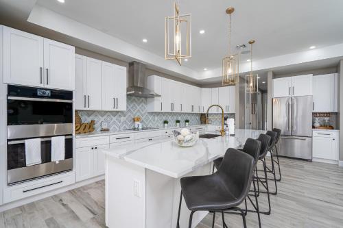 Magnificent New Build Private Pool Home on the North Tip of Fort Myers Beach! home thumb 4