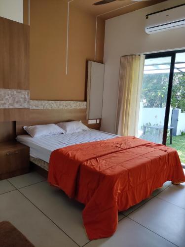 Eva Meadows, Kollam (Foto 6)
