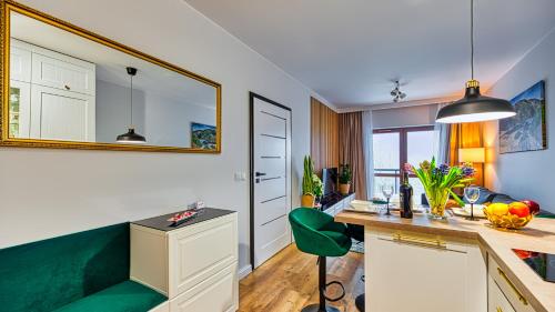 Apartament D19 z Basenem, Sauną, Jacuzzi Green Park Resort - 5D Apartments, Szklarska Poręba (foto 9)