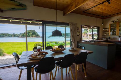 Absolute Beach front-Tutukaka Harbour photo 4