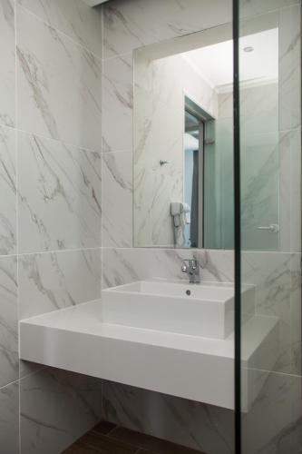 Sunrise luxury apartments Rhodes - image 4