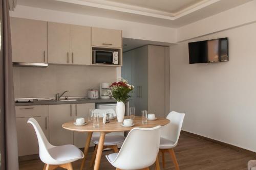 Sunrise luxury apartments Rhodes - image 13