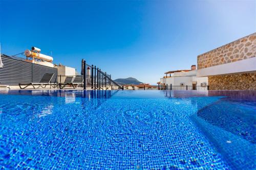 Villa Kamile Sultan Deniz manzaralı jakuzili villa - image 12