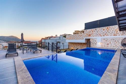 Villa Kamile Sultan Deniz manzaralı jakuzili villa
