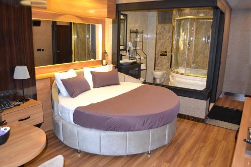 Emirtimes Hotel - main image