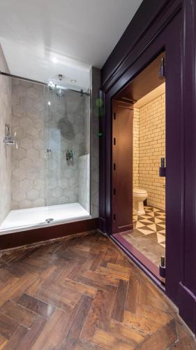 Linton Collection - 28 North Bridge, Edimburgo (foto 9)