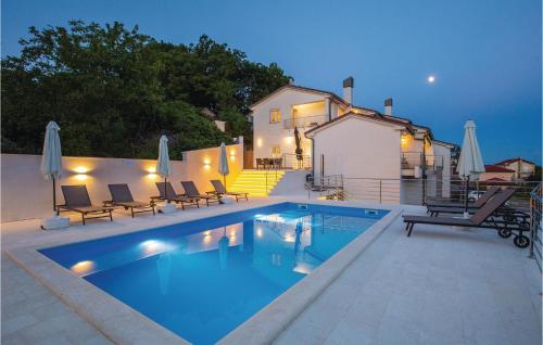 Nice Home In Kastav With 4 Bedrooms, Wifi And Outdoor Swimming Pool - Kastav