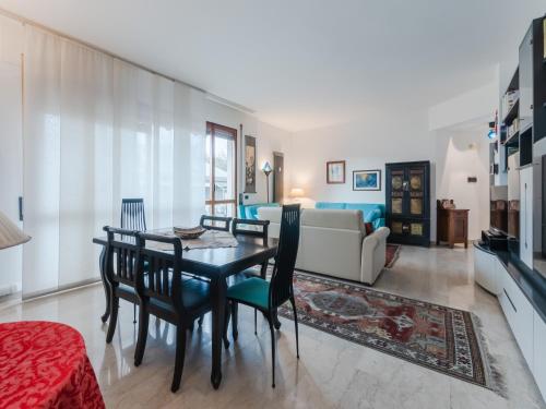 GuestHost - La Rocca Apartment between sea and center, Pesaro