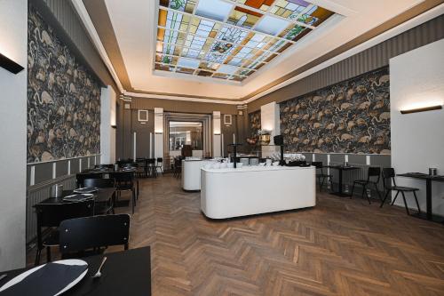 Hotel Louisa - image 13