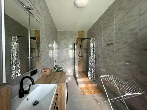 Big Apart next to Galeria Dominikańska - 4 Rooms, Breslau (Foto 9)