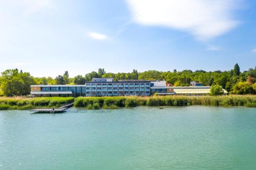 Hotel OTP Balatonszemes