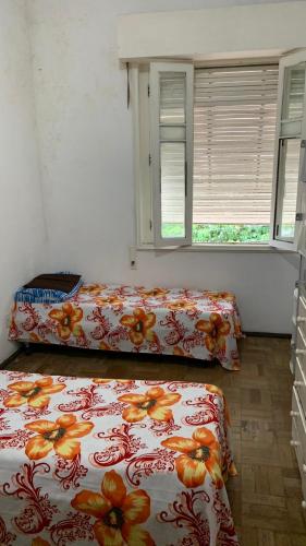 1 twin bed