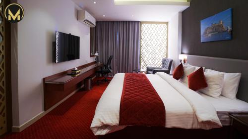 Muscat Express Hotel - Tap to explore photos