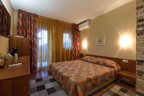 Cosy room close to the river Bansko