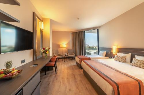 Hotel Pia Bella Room Type - Deluxe Triple Room - Annex