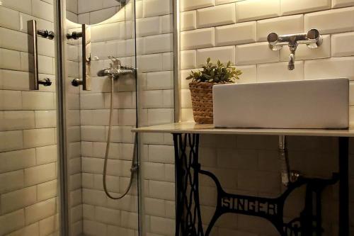 Central station apartment, best location in Skopje, Skopje (photo 4)