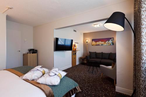 Mercure Lyon Charbonnières - main image
