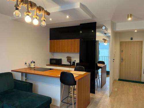 Nowoczesne 40m2, 2 pokoje, hala garażowa, balkon, widok na LAS