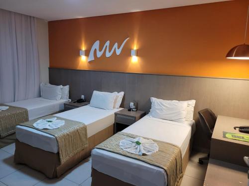 Deluxe Triple Room image 3