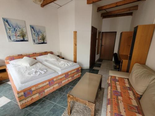 Hotel Koruna - main image