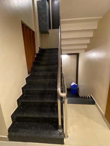 Greens Suite - Business Class Hotel - Opposite Ripon Building 4