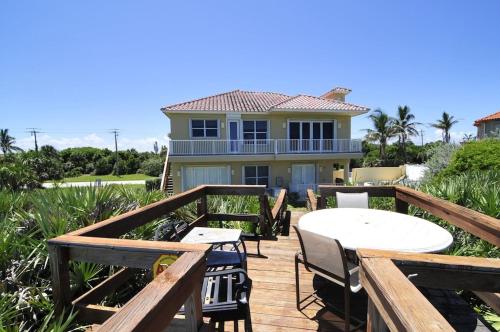 Pelican Perch-Four bedroom heated pool oceanfront home