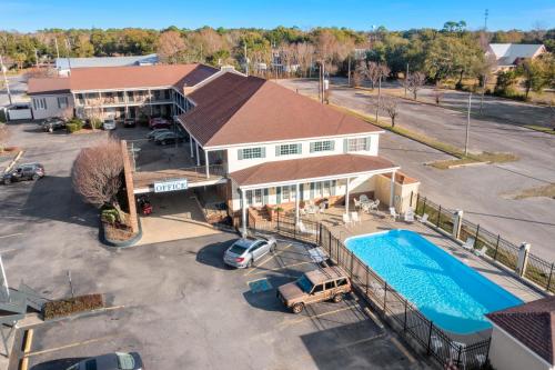 Edgewater Inn - Biloxi Beach