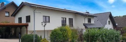 Ferienwohnung mit Terrasse, kostenloses WLAN, Parkplatz in Bad Oeynhausen, Deutschland